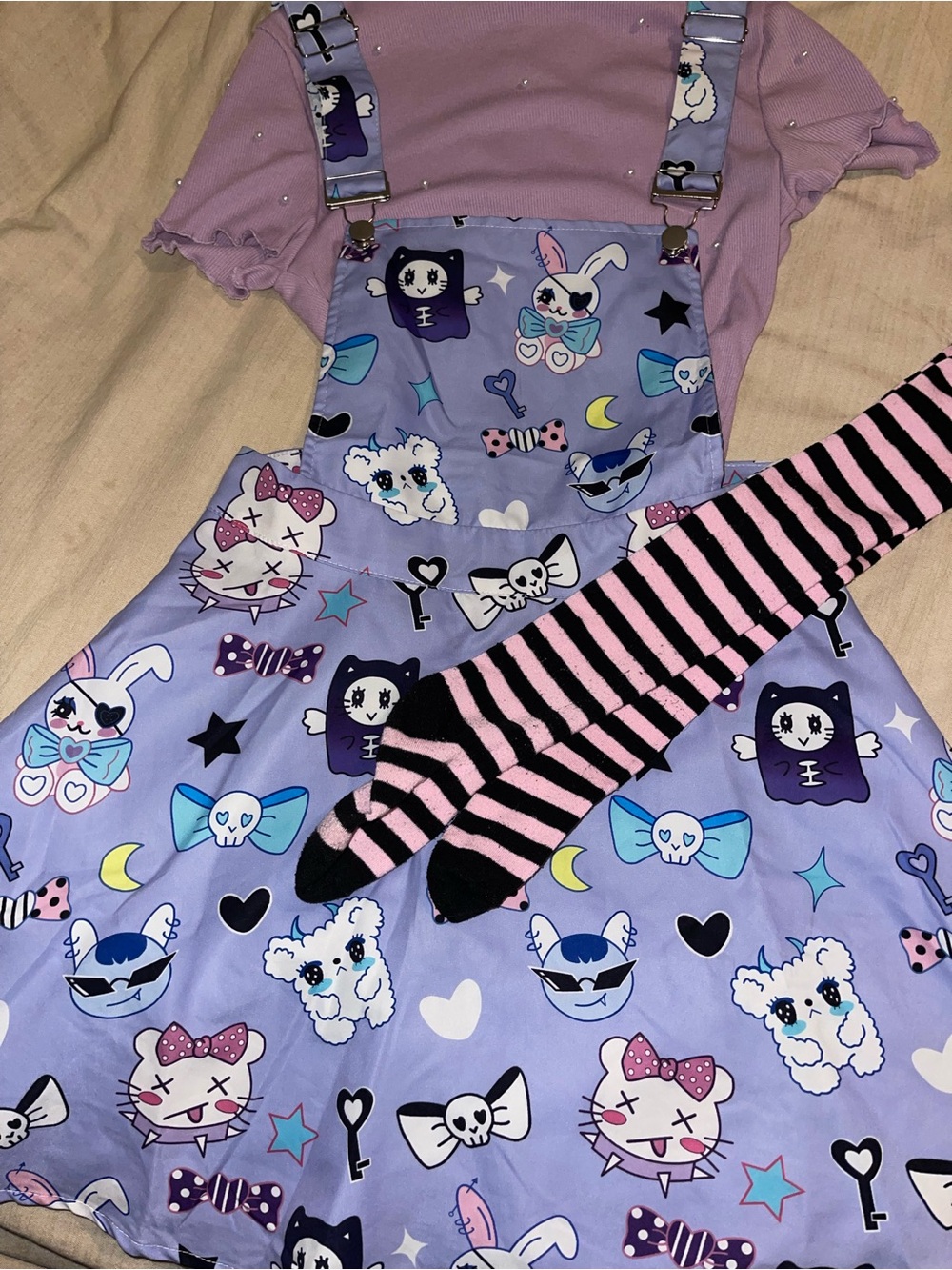 3 piece set - SHEIN / ROMWE Cartoon Print pinafore dress/top/socks